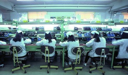 《工廠招聘信息：學(xué)生暑期兼職的“避雷指南”》